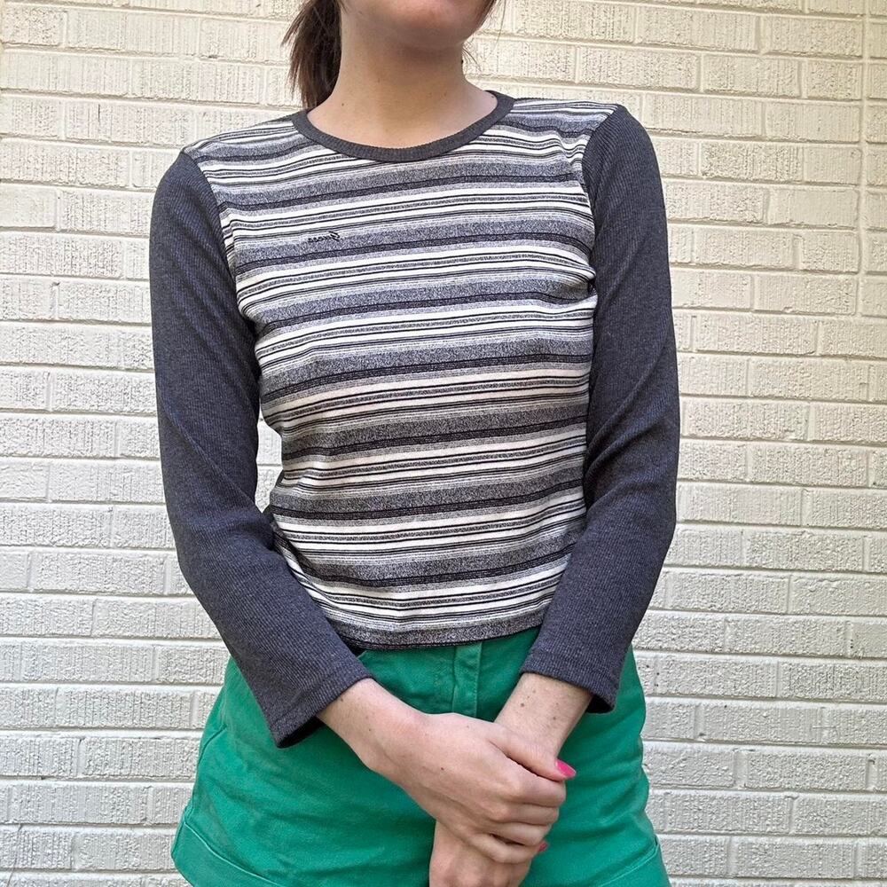 Guess Vintage 90's Deadstock NWT Grey Sweater